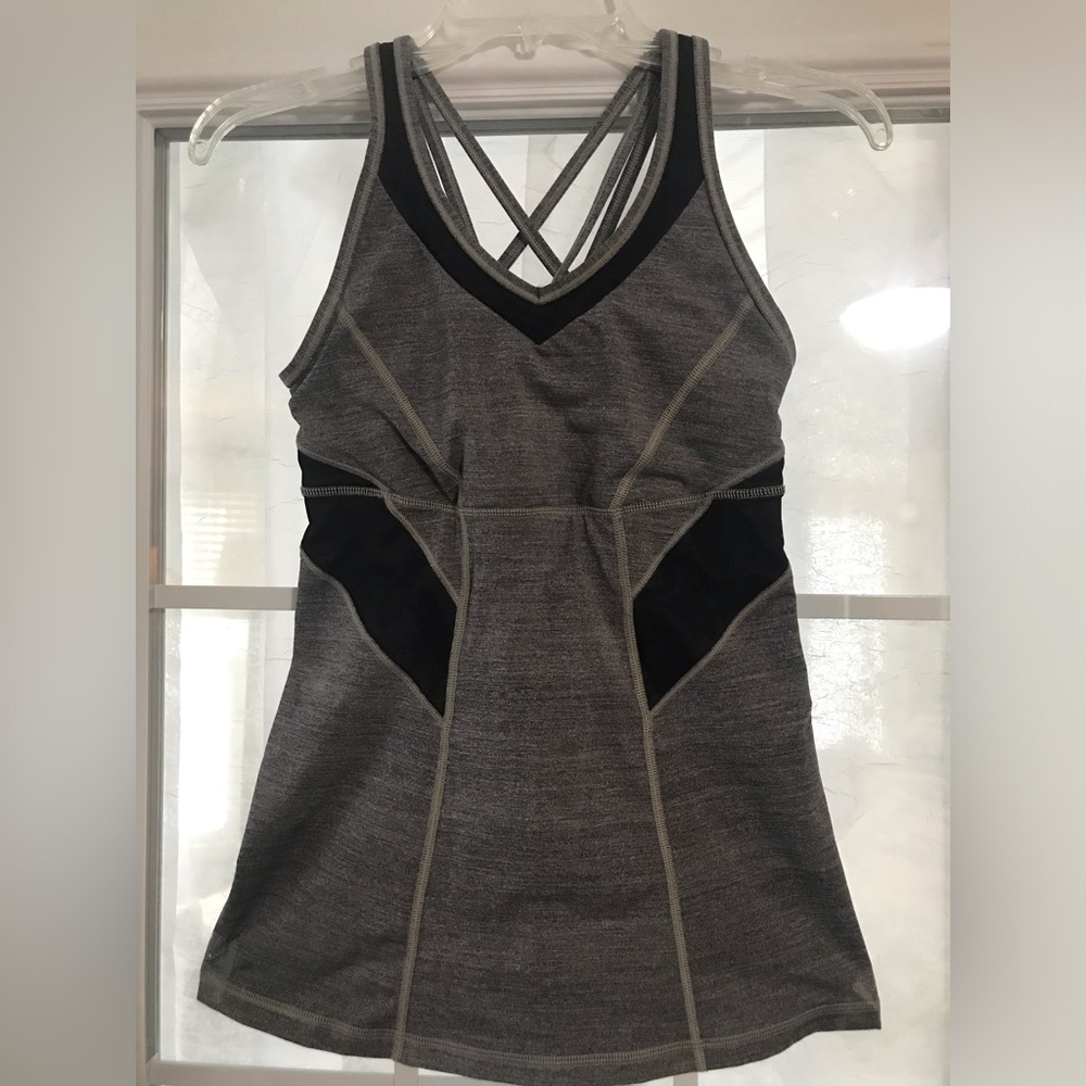 lululemon athletica Gray and Black‎ Tank Top
